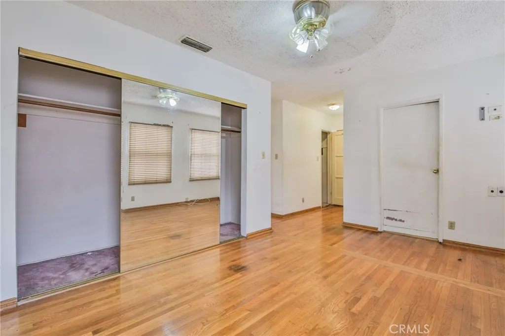 1208 S White Avenue, Compton, California 90221 home-pic-9