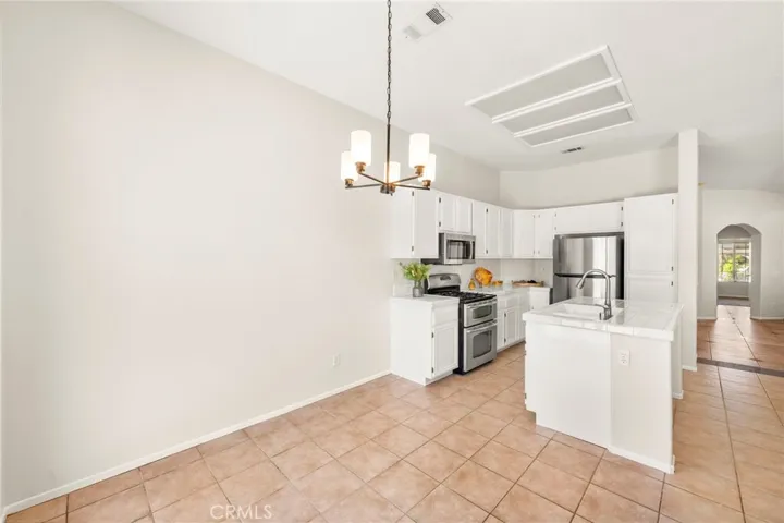 33546 Maplewood Court, Temecula, California 92592