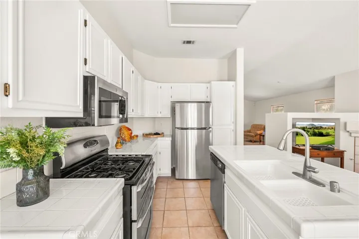 33546 Maplewood Court, Temecula, California 92592