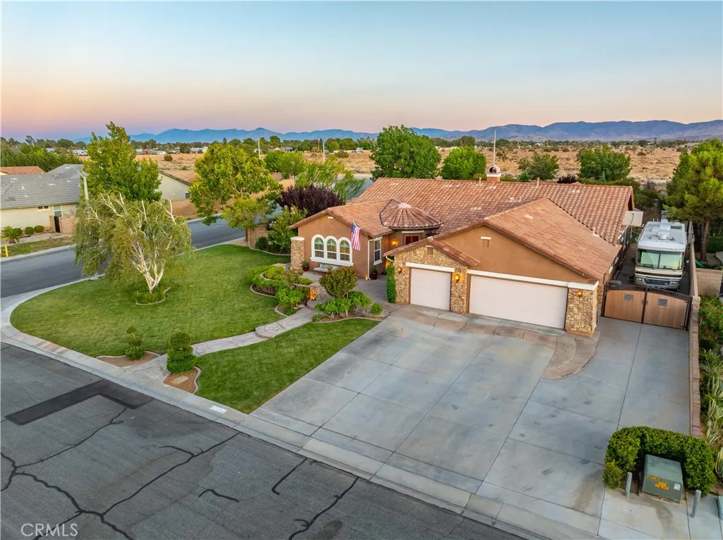 3108 West Avenue M7, Lancaster, California 93536 home-pic-2