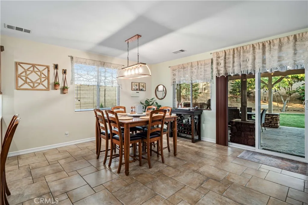 3108 West Avenue M7, Lancaster, California 93536 home-pic-24