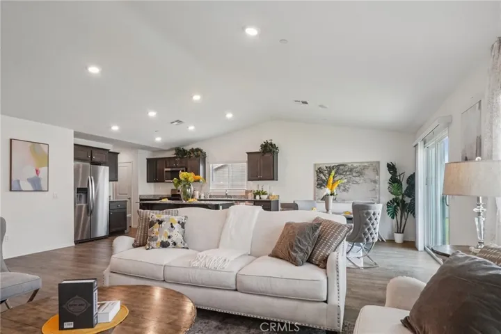 873 Canopy Lane, San Jacinto, California 92583