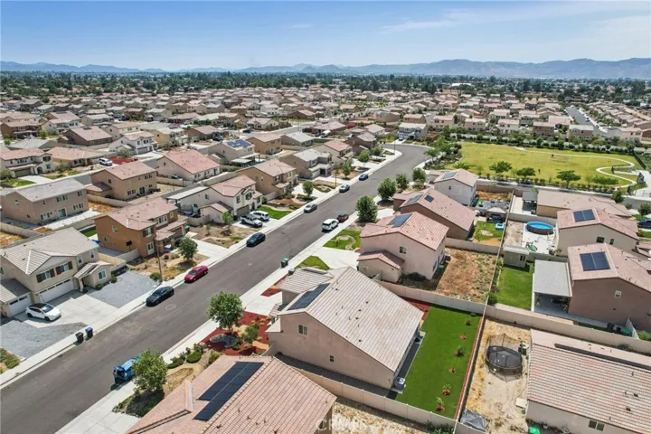 873 Canopy Lane, San Jacinto, California 92583