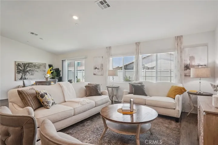873 Canopy Lane, San Jacinto, California 92583