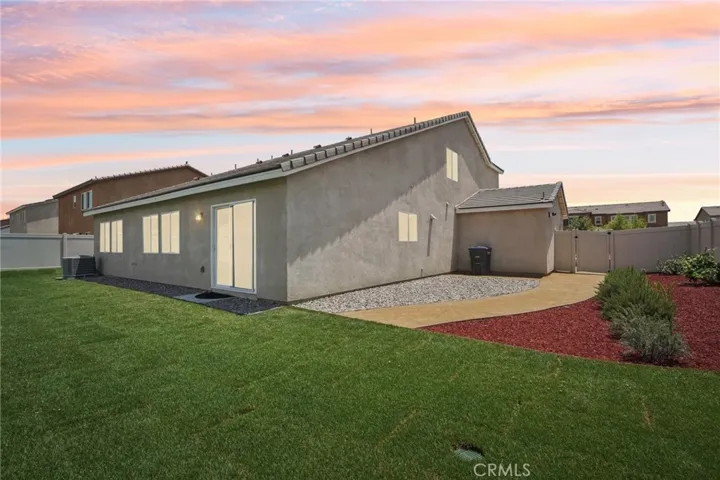 873 Canopy Lane, San Jacinto, California 92583