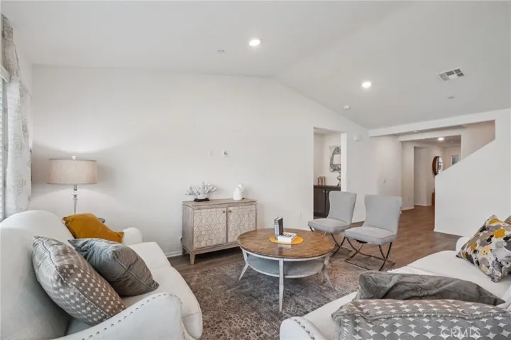 873 Canopy Lane, San Jacinto, California 92583