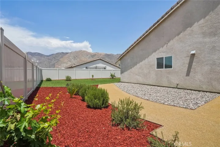 873 Canopy Lane, San Jacinto, California 92583
