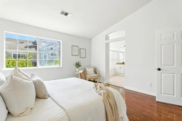1151 La Rochelle Terrace E, Sunnyvale, California 94089