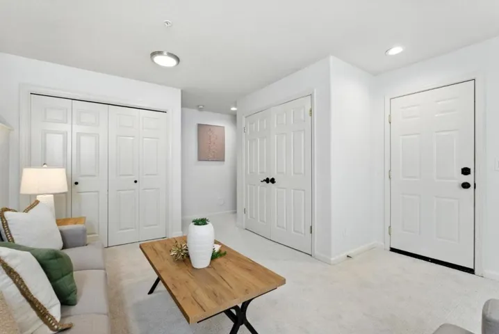 1151 La Rochelle Terrace E, Sunnyvale, California 94089