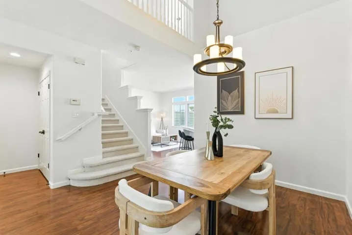 1151 La Rochelle Terrace E, Sunnyvale, California 94089