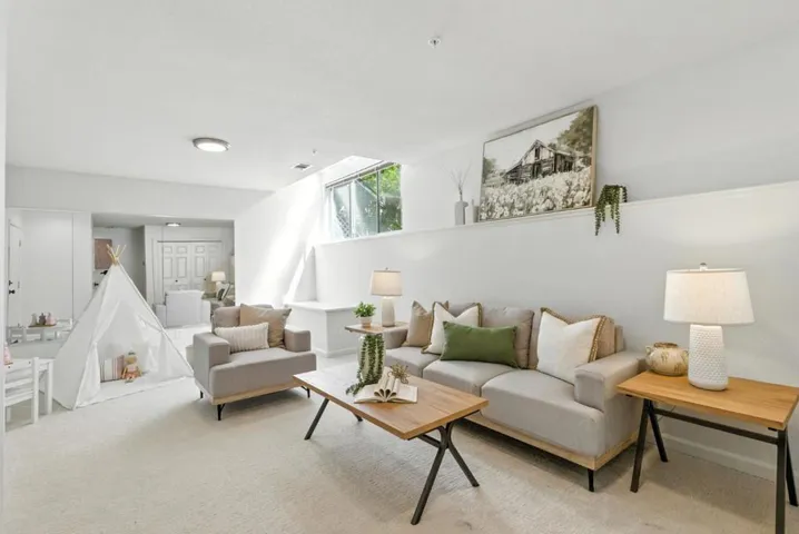 1151 La Rochelle Terrace E, Sunnyvale, California 94089