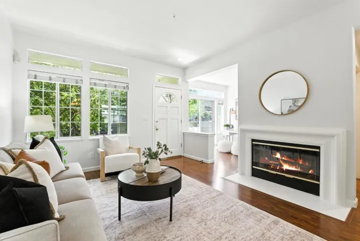 1151 La Rochelle Terrace E, Sunnyvale, California 94089