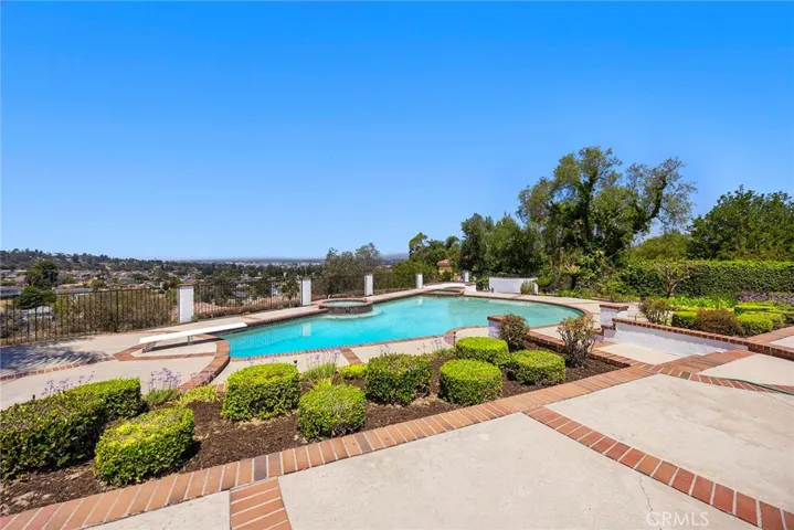 Pool Volleyball anyone???? View all the way to downtown L.A.