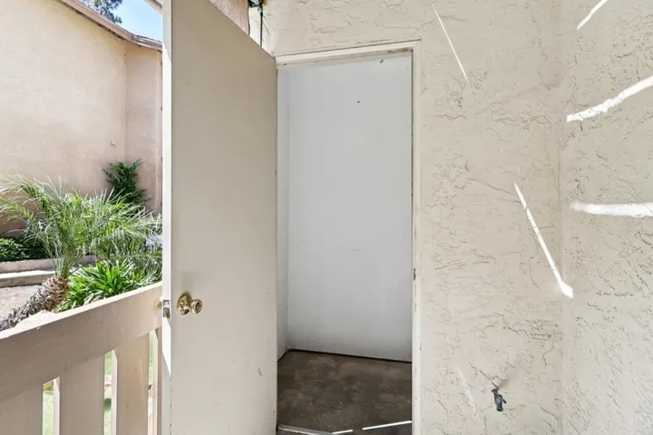 10202 Black Mountain Road 11, San Diego, California 92126