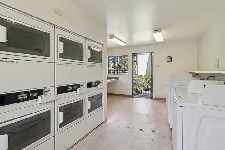10202 Black Mountain Road 11, San Diego, California 92126
