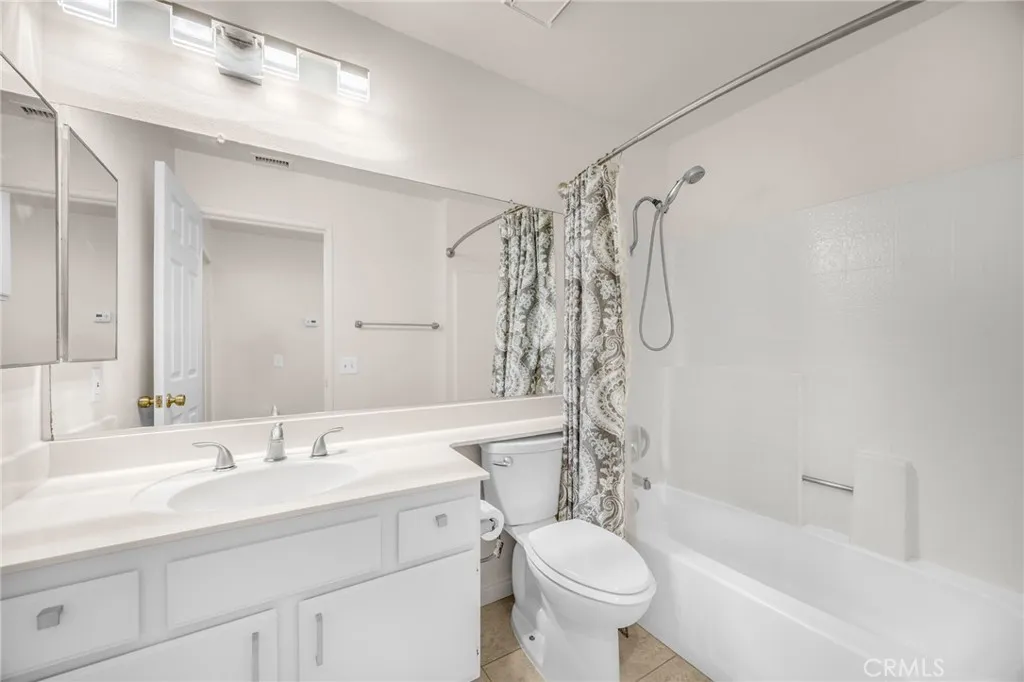 6040 Vermont Court 80, Yorba Linda, California 92887 home-pic-24