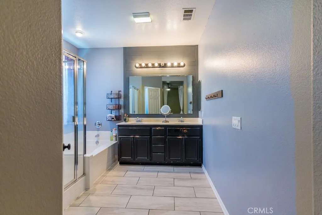 4557 W Avenue J5, Lancaster, California 93536 home-pic-35