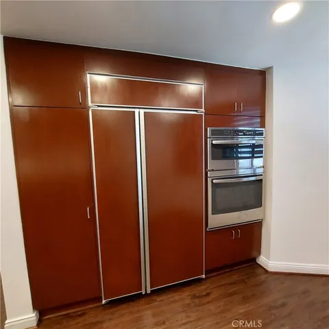 11847 Gorham Avenue 201, Brentwood, California 90049