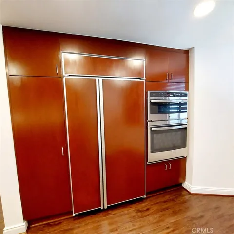 11847 Gorham Avenue 201, Brentwood, California 90049