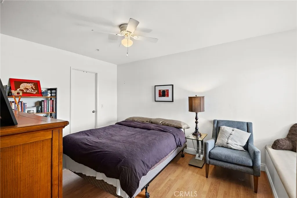 17641 Sergio Circle 203, Huntington Beach, California 92647 home-pic-19