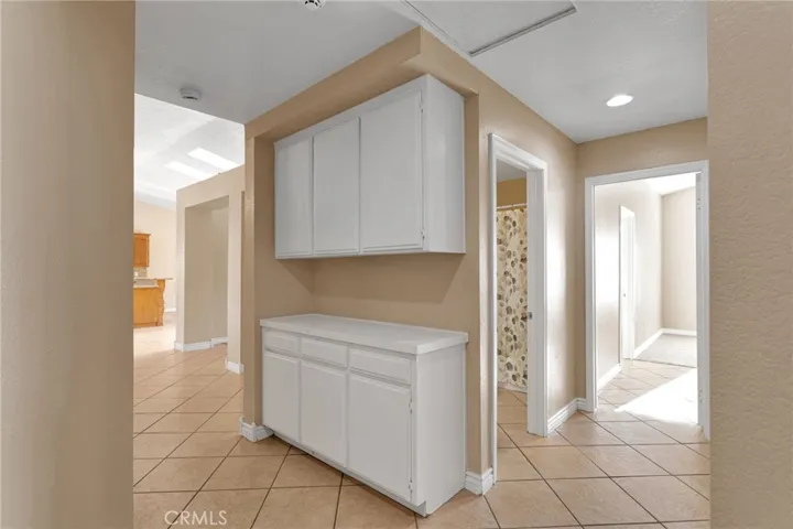 12400 Stillwater Drive, Victorville, California 92395