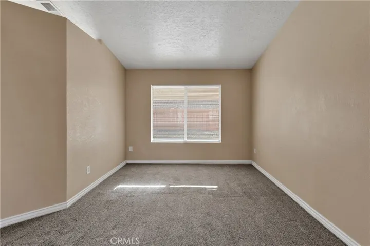 12400 Stillwater Drive, Victorville, California 92395