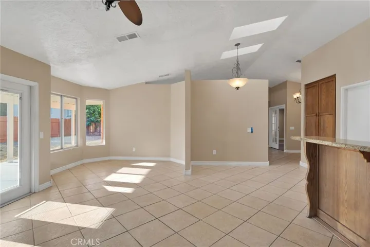 12400 Stillwater Drive, Victorville, California 92395