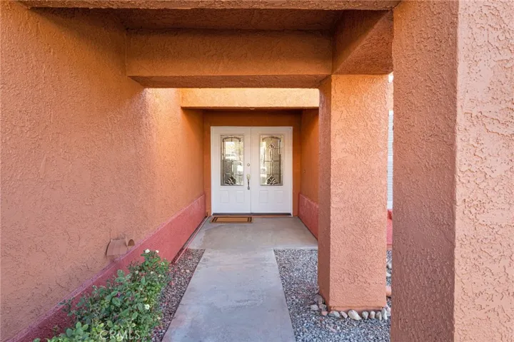 12400 Stillwater Drive, Victorville, California 92395