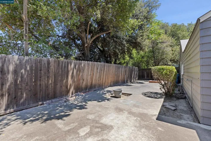 40 W 16th St, Antioch, California 94509