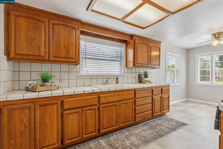 40 W 16th St, Antioch, California 94509