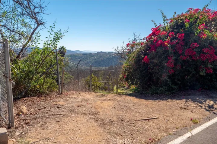 34 Los Gatos Road, Temecula, California 92590