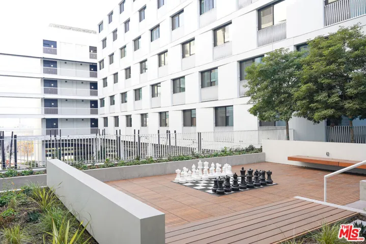 200 Mesnager Street 605, Los Angeles, California 90012
