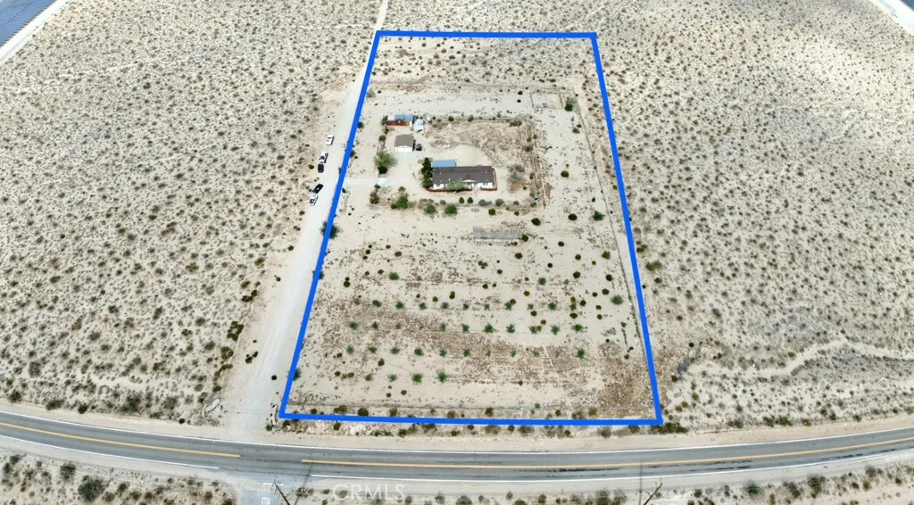 8130 Camp Rock Road, Lucerne Valley, California 92356 home-pic-3
