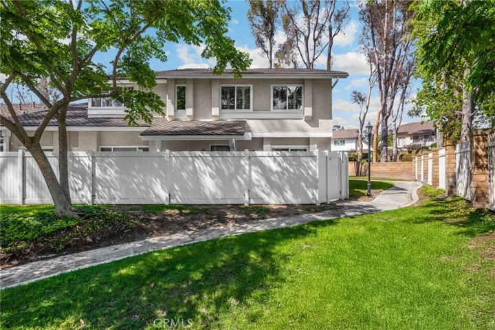2350 Coventry Circle, Fullerton, California 92833