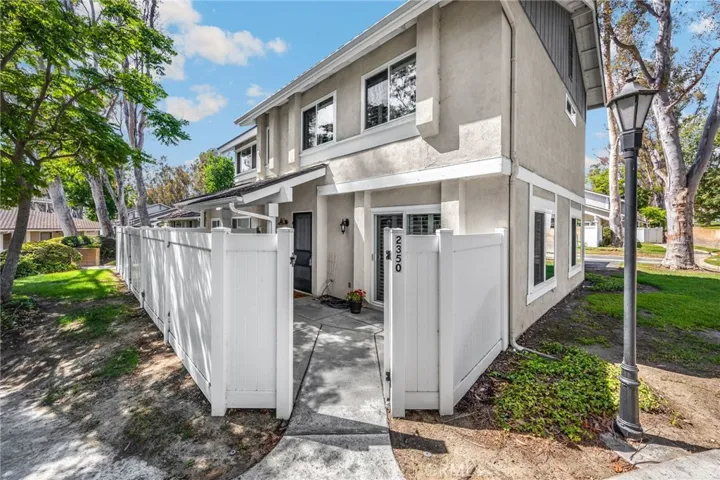 2350 Coventry Circle, Fullerton, California 92833