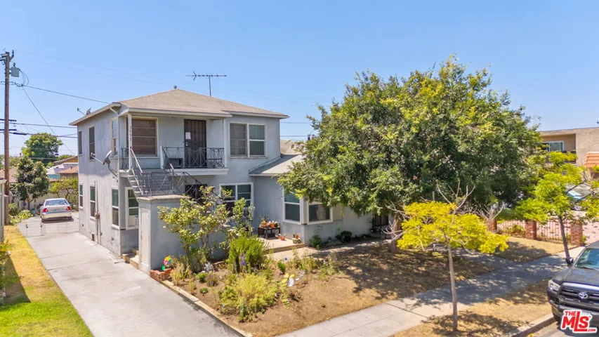 3853 Westwood Boulevard, Culver City, California 90232