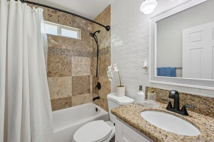 619 Parker St, Oceanside, California 92057
