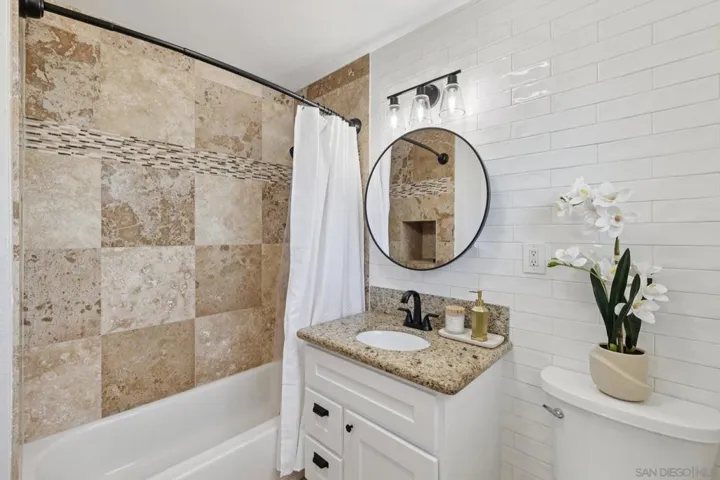 619 Parker St, Oceanside, California 92057