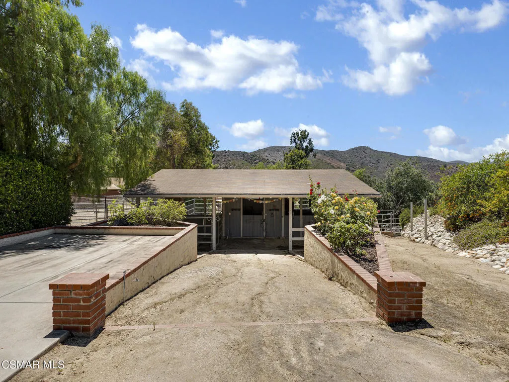 1506 Rambling Road, Simi Valley, California 93065 home-pic-35