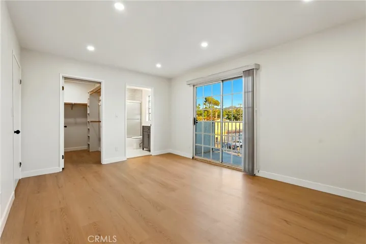 10433 Plainview Avenue 4, Tujunga, California 91042