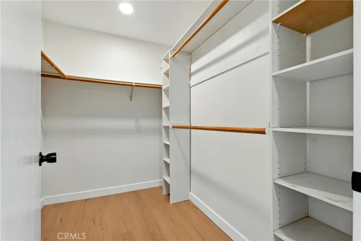 10433 Plainview Avenue 4, Tujunga, California 91042