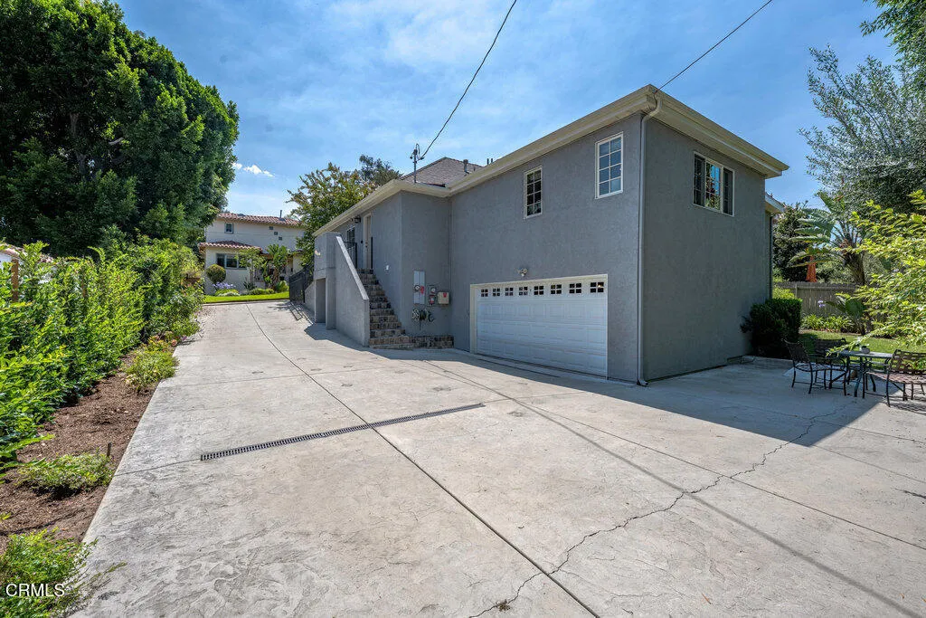 117 Brocadero Place, Pasadena, California 91105 home-pic-33