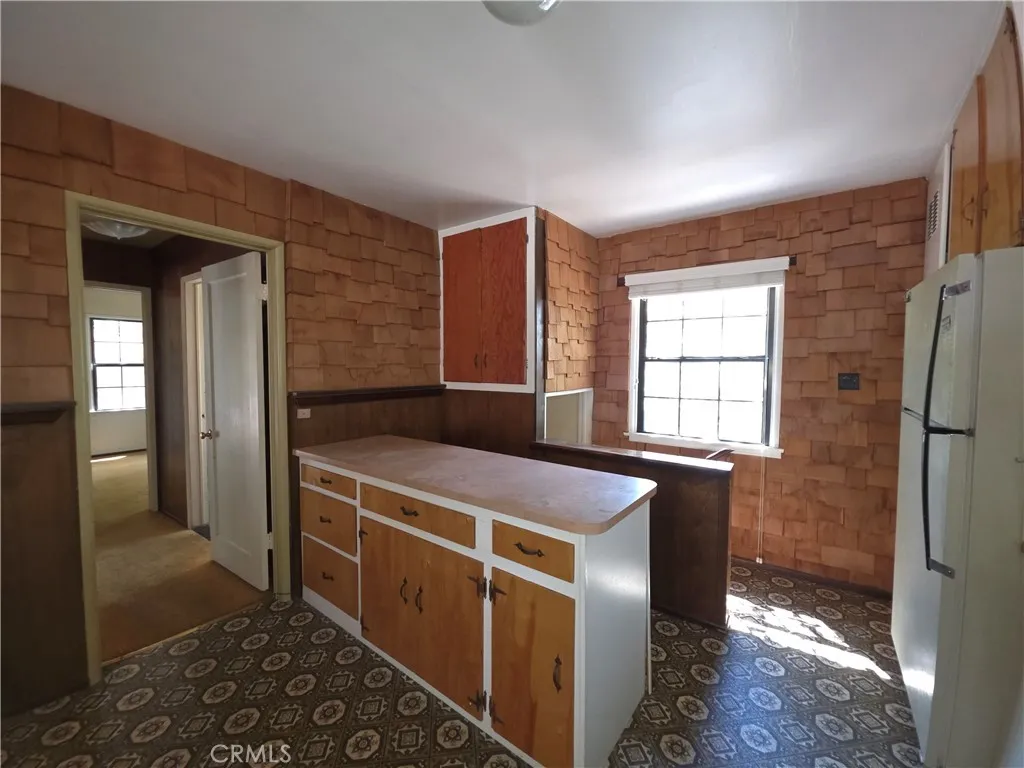 33007 Spruce Drive, Green Valley Lake, California 92341 home-pic-9