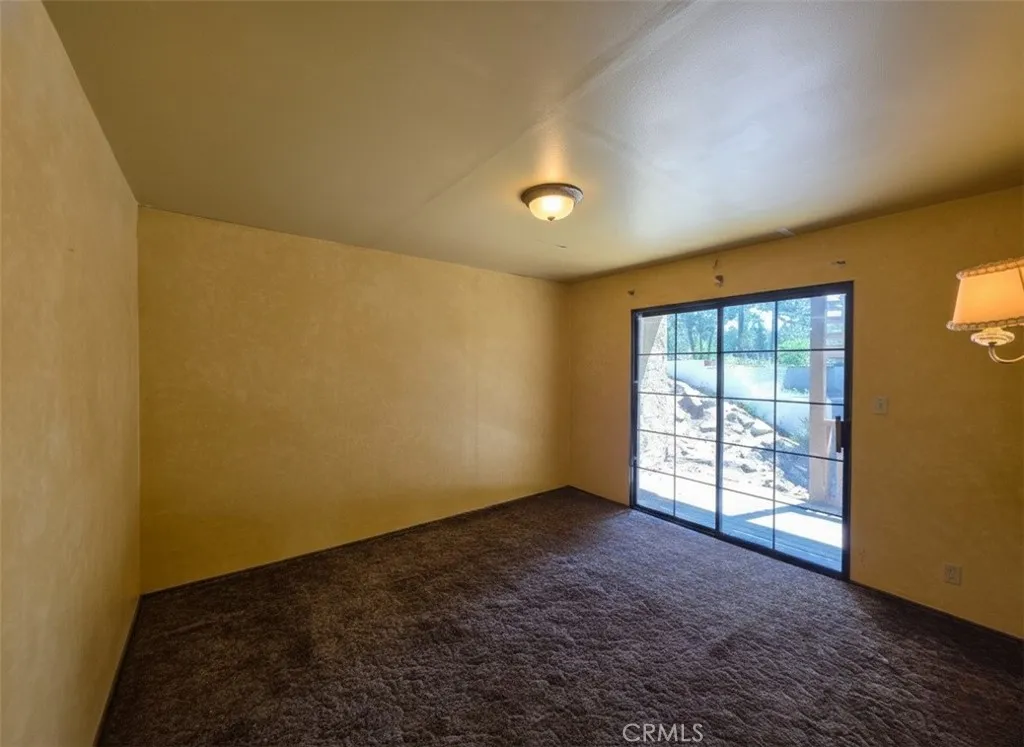 33007 Spruce Drive, Green Valley Lake, California 92341 home-pic-24