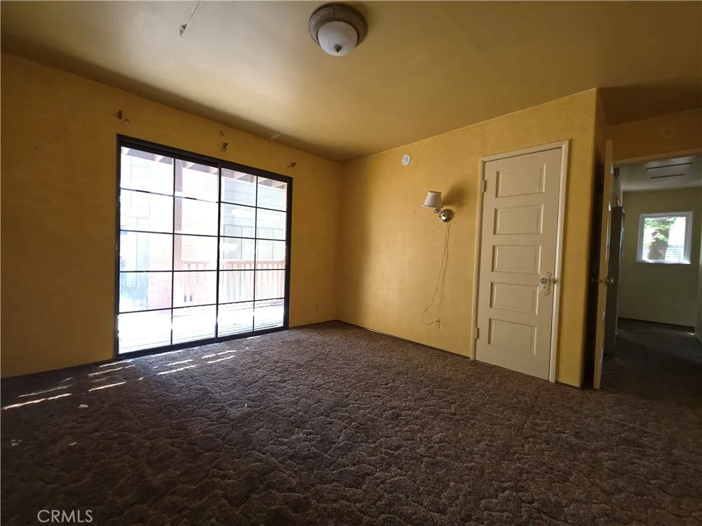 33007 Spruce Drive, Green Valley Lake, California 92341 home-pic-25