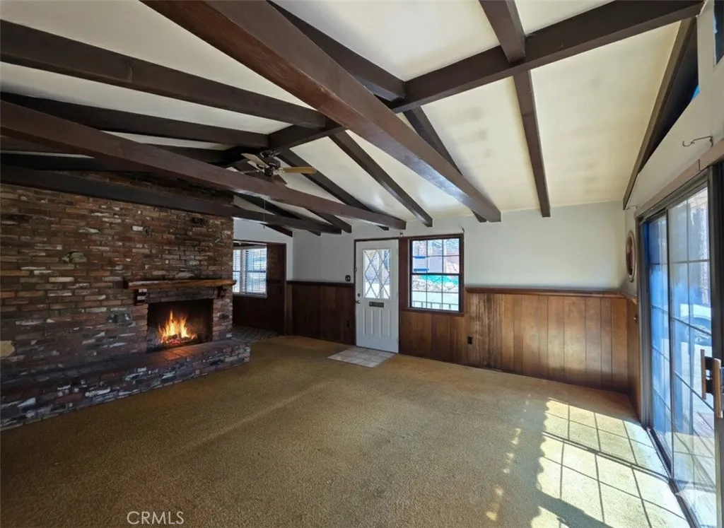 33007 Spruce Drive, Green Valley Lake, California 92341 home-pic-3