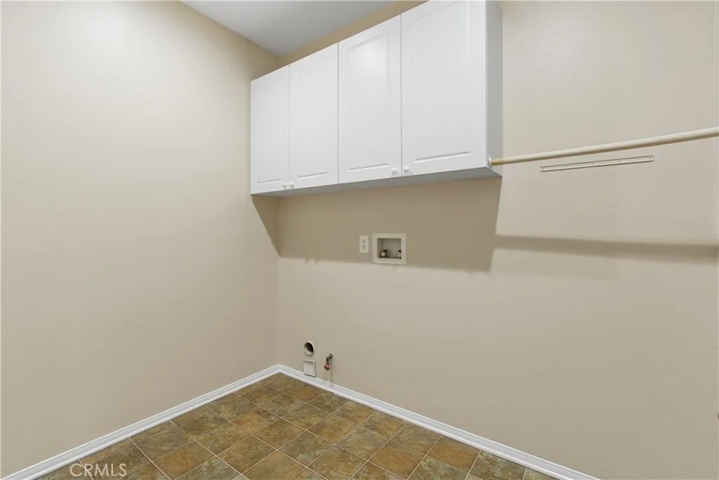 40918 Bouvier Court, Murrieta, California 92562 home-pic-17