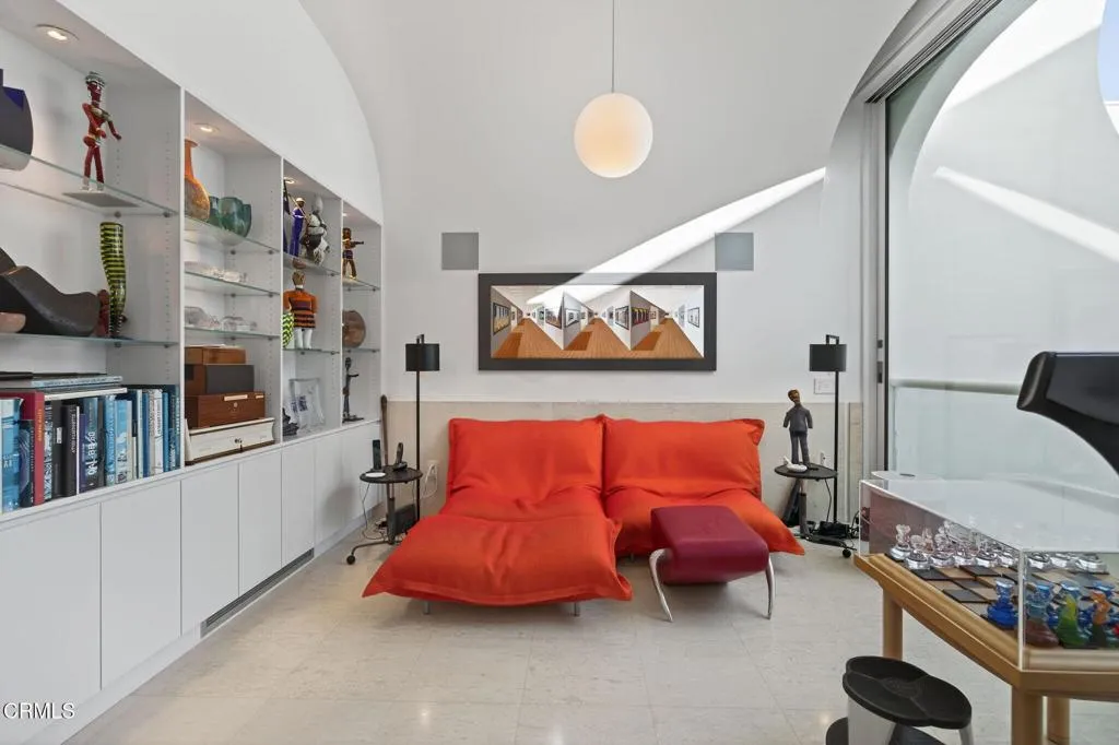 1211 Capri Way, Oxnard, California 93035 home-pic-46