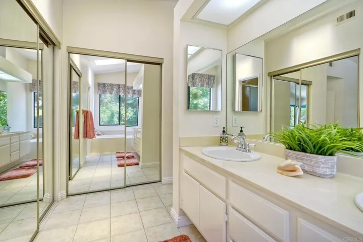 Master Bath/Spa