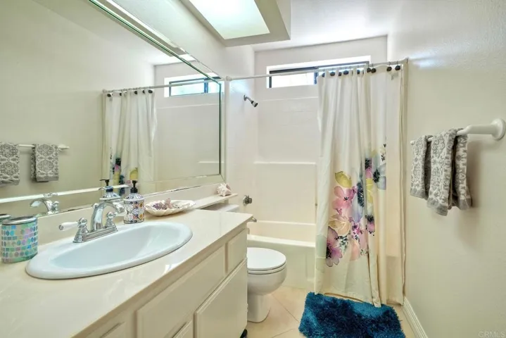 Bathroom Main Floor